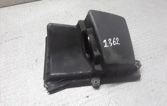 Mazda 3 I Air filter box cover 