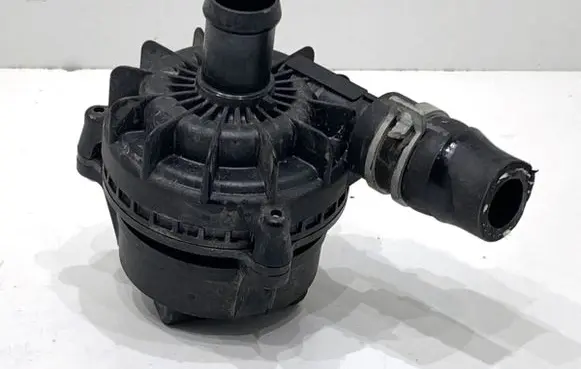 Audi Q4 Sportback e-tron Oil filter mounting bracket 1EA965567L