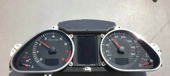 Audi A6 S6 C6 4F Speedometer (instrument cluster) 4F0920950K