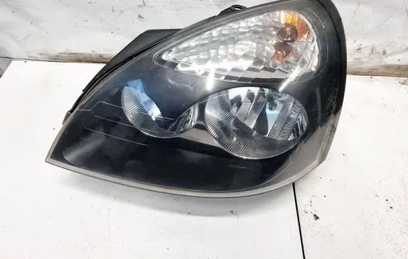 Renault Thalia I Headlight/headlamp 8200228791