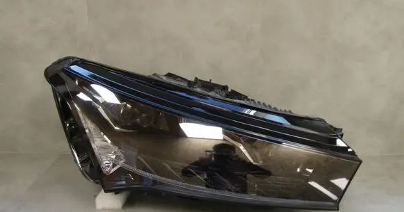 Skoda Enyaq iV Headlight/headlamp