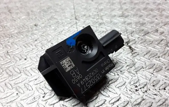 Chevrolet Cruze Airbag deployment crash/impact sensor 13502577
