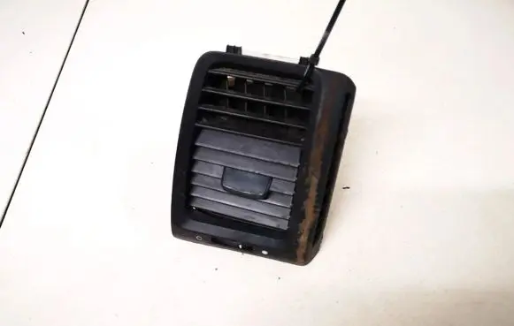 Dash center air vent grill