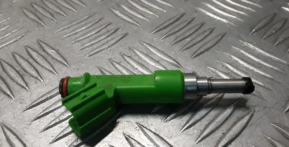 Toyota RAV 4 (XA40) Fuel injector 2325036010