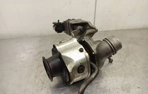 BMW 5 E60 E61 Turbo 724779