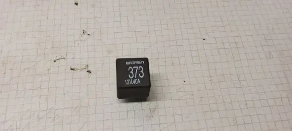 Audi A6 S6 C4 4A Other relay 8D0951253A 373