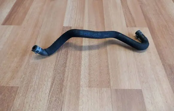Mercedes-Benz C W204 Engine coolant pipe/hose A6512000158 A6512000358