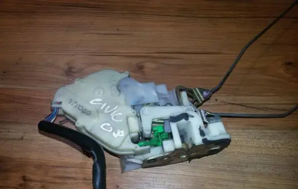 Honda Accord Rear door lock 020116
