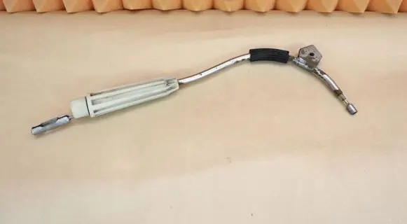 Handbrake/parking brake wiring cable