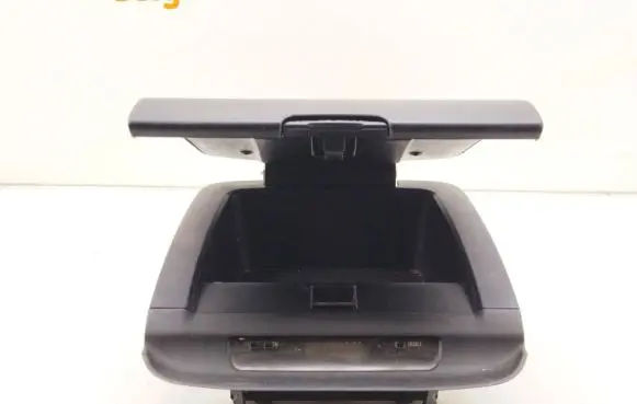 Subaru Forester SG Glove box central console 