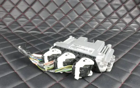 Ford Focus Engine control unit/module 0281016740 9M5112A650MB