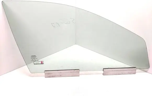Volvo S60 Front door window glass four-door 43R001105 E000186 DOT57M20AS2