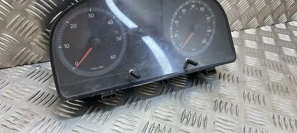 Volkswagen Caddy Speedometer (instrument cluster) 2K0920943A