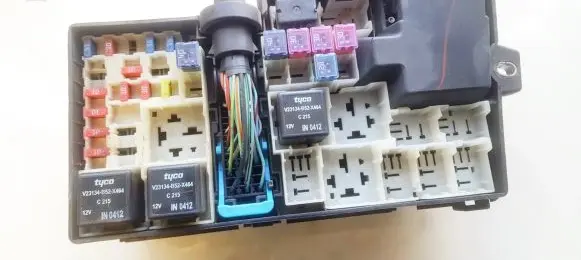 Mazda 3 I Fuse box set bp4k66765 bp4k-66765