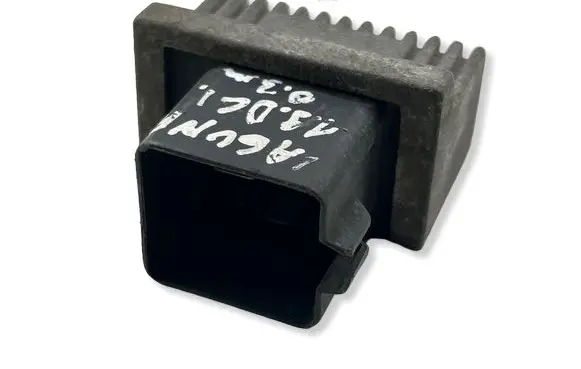 Renault Laguna II Glow plug pre-heat relay 7700115078