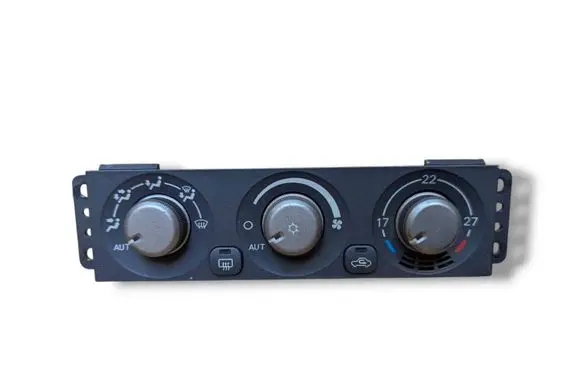 Mitsubishi Pajero Air conditioning/heating control unit 146570-0022 MR958005