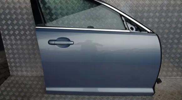 Jaguar XF X250 Front door