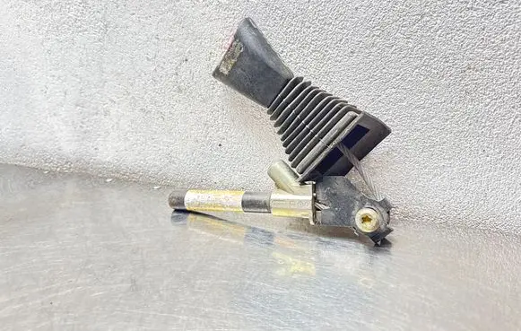 Opel Frontera B Front seatbelt buckle 97188294 02R08179