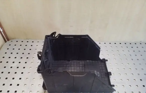 Peugeot 3008 I Battery box tray cover/lid 9663615580