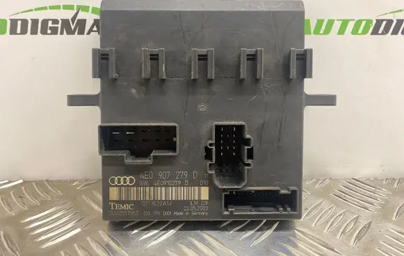 Audi A8 S8 D3 4E Comfort/convenience module 4E0907279 4E0907279D