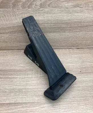BMW 5 F10 F11 Accelerator throttle pedal 6789999 25916010