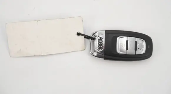 Audi A4 S4 B8 8K Ignition key/card 8K0959754H