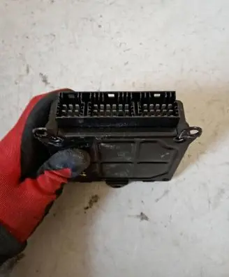 Land Rover Freelander ABS control unit/module SRD100480