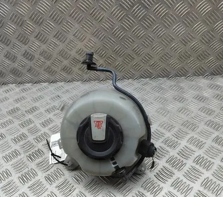 Audi RS6 C8 Coolant expansion tank/reservoir 4K0121403 4K0121405N