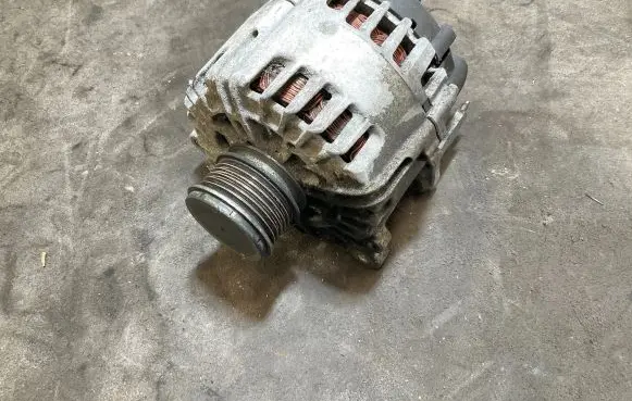 Audi A3 S3 8P Generator/alternator 03L903023F 2607703A 309024661