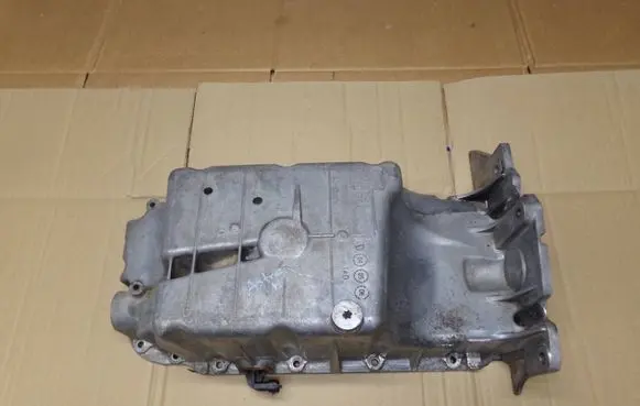 Opel Astra H Oil sump 55353306