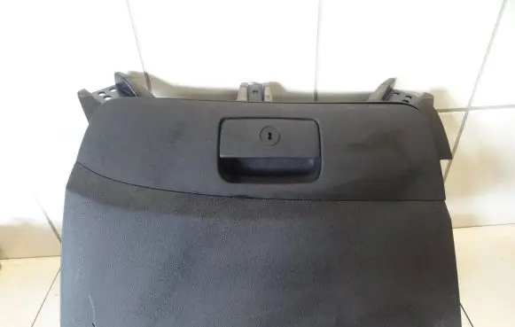 Hyundai ix35 Glove box 845402Y0009P