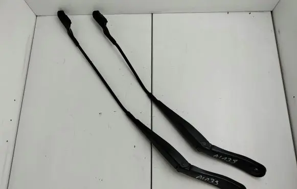 Ford Mondeo MK IV Front wiper blade arm xcxcxcff