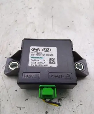Hyundai i40 Yaw turn rate sensor 957753Z000