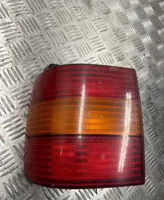 Volkswagen PASSAT B4 Rear/tail lights