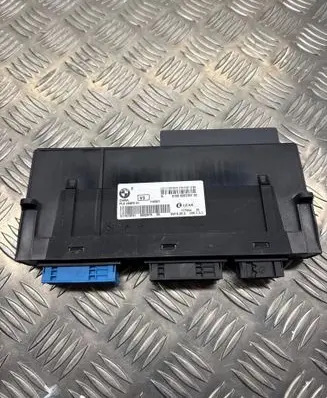 BMW 5 F10 F11 Comfort/convenience module 9267457 8002876 517623E01