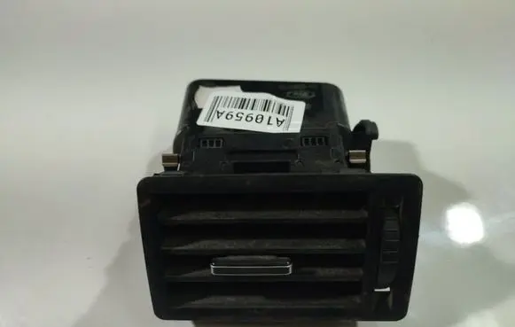 Ford Focus C-MAX Dash center air vent grill 3M51R018B08AFW 3M51-R018B08-AFW