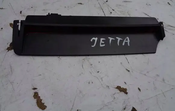 Volkswagen Jetta V Third/center stoplight