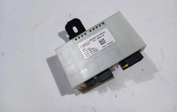 Ford Explorer VI Tow bar relay LB5T-19H378-AA