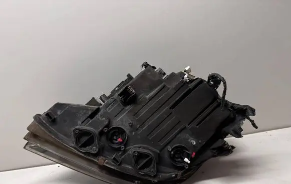 BMW 6 F12 F13 Headlight/headlamp 7222085