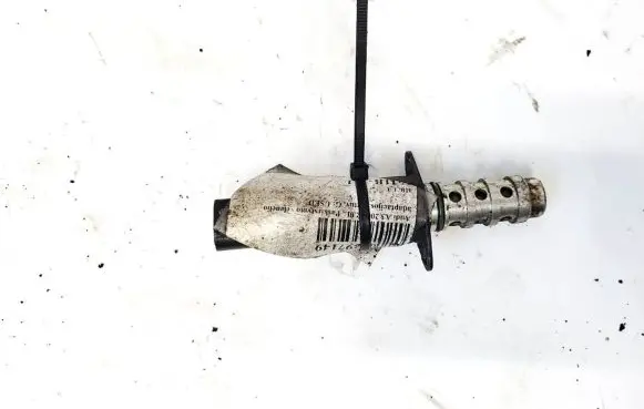 Audi A3 S3 8P Camshaft vanos timing valve 