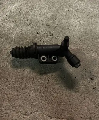 Mazda CX-7 Clutch slave cylinder 