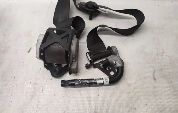 BMW X5 E70 Front seatbelt 609538500A