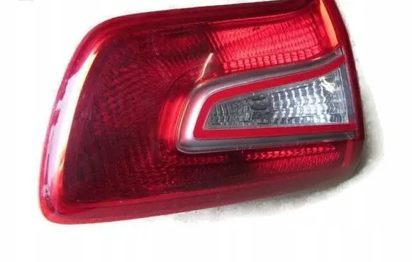 KIA Sportage Tailgate rear/tail lights
