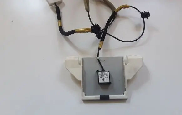 Toyota Prius (XW30) Aerial GPS antenna 8686047070