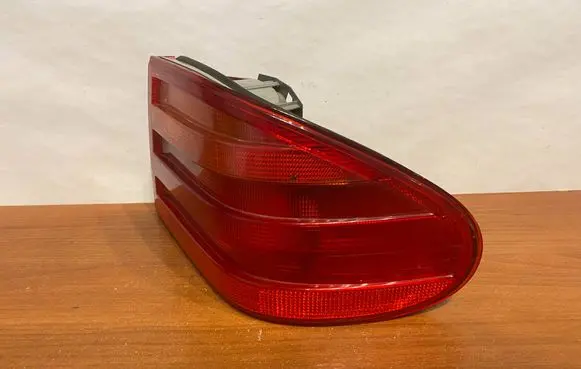 Mercedes-Benz E W210 Rear/tail lights A2108204464 197202 2223