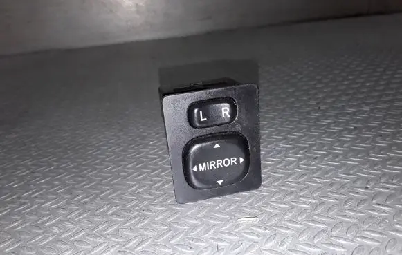 Toyota RAV 4 (XA20) Wing mirror switch 769746B