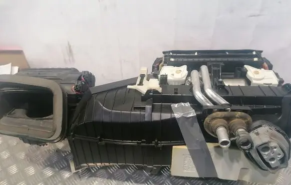 Audi Q5 SQ5 Interior heater climate box assembly 8K1820005BD