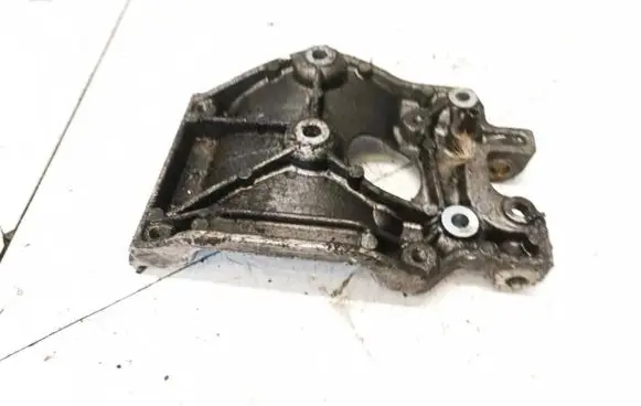 Ford Fiesta Engine mounting bracket 9645719580