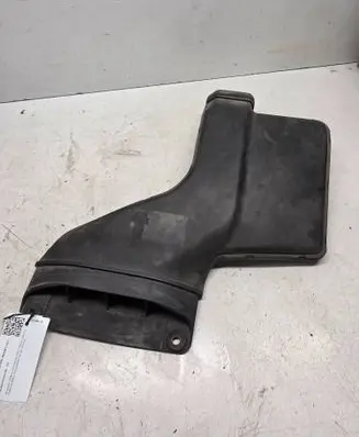 Hyundai Sonata Air intake duct part 282104R100