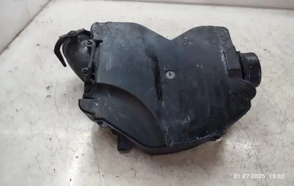 Mercedes-Benz CLS C218 X218 Other engine bay part